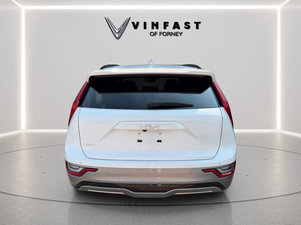 Used 2023 Kia Niro Wave FWD image 3