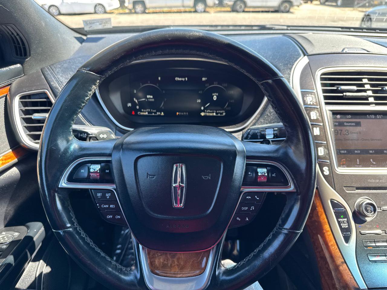 Used 2019 Lincoln Nautilus Select image 11