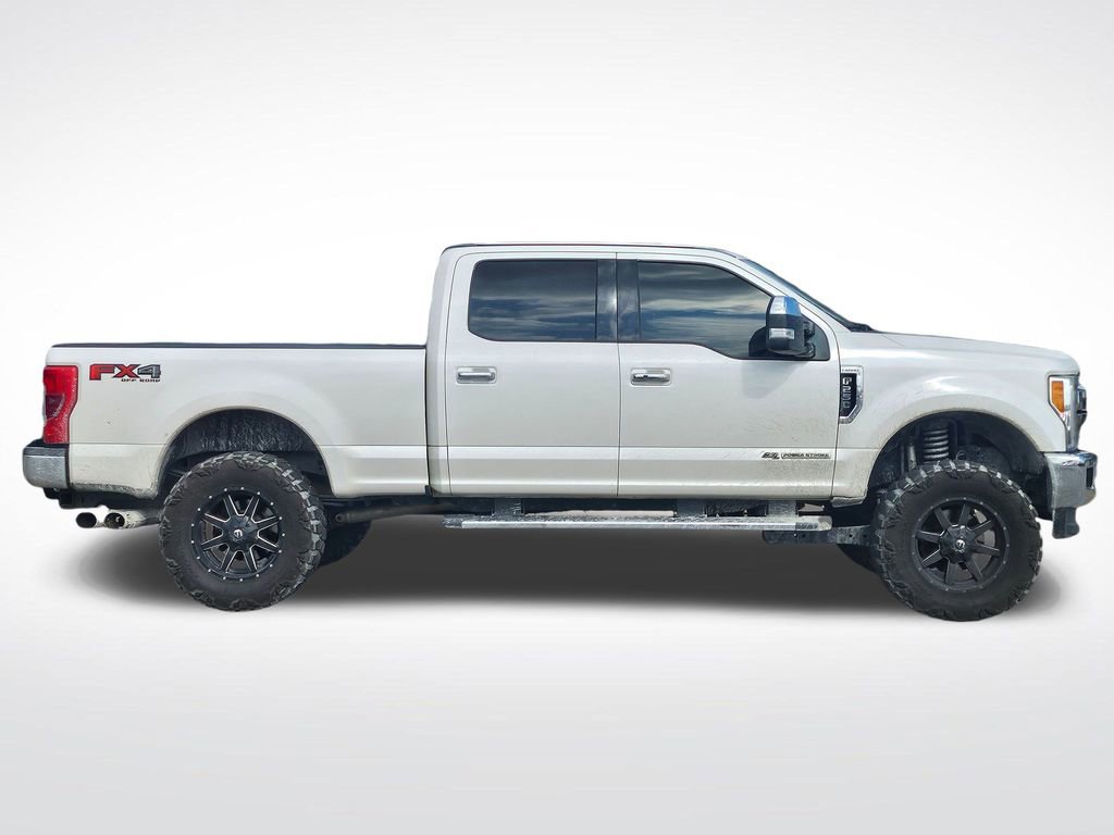 Used 2017 Ford F250 Lariat w/ Lariat Ultimate Package image 10