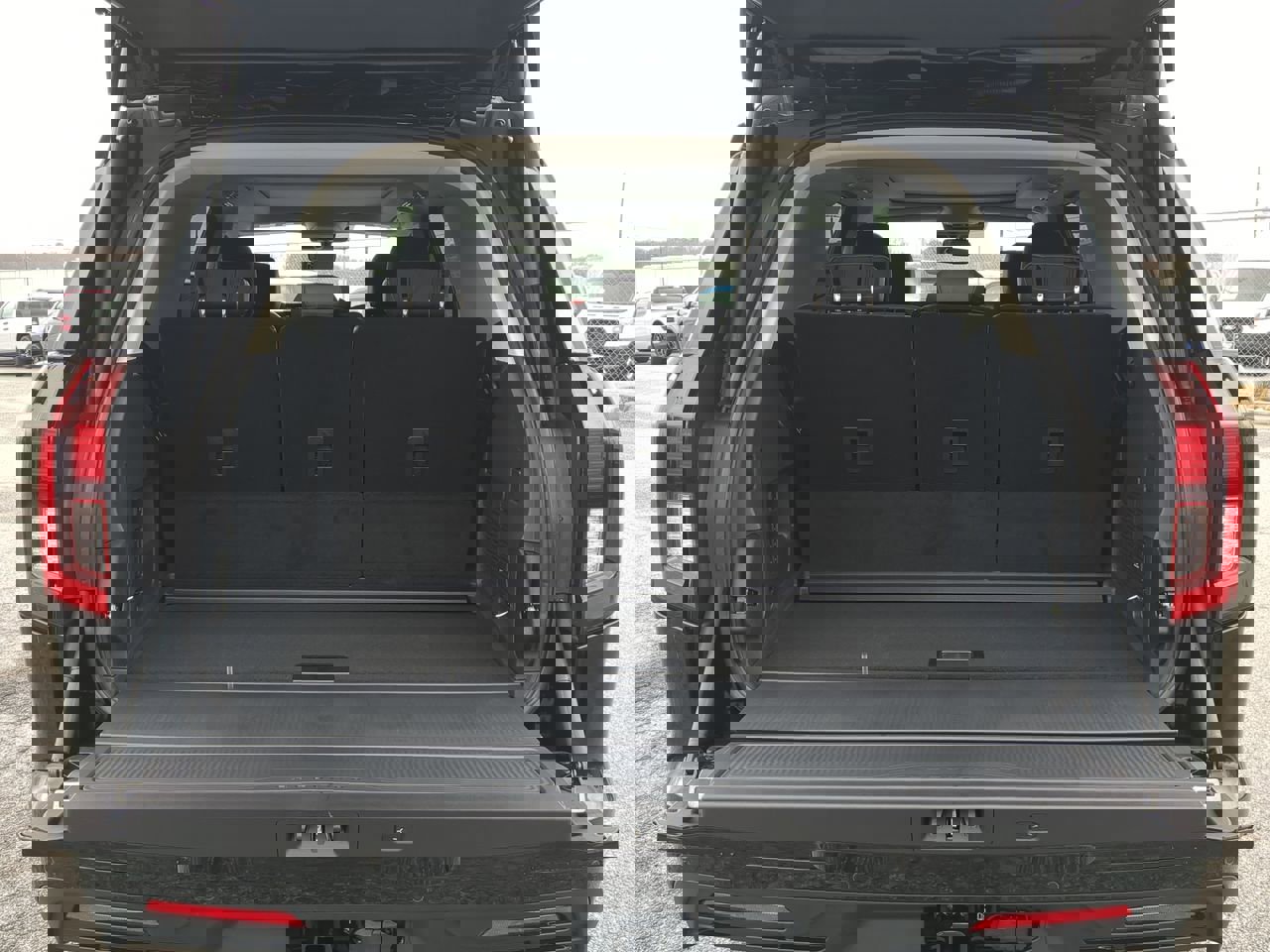 New 2026 Ford Expedition Active image 13