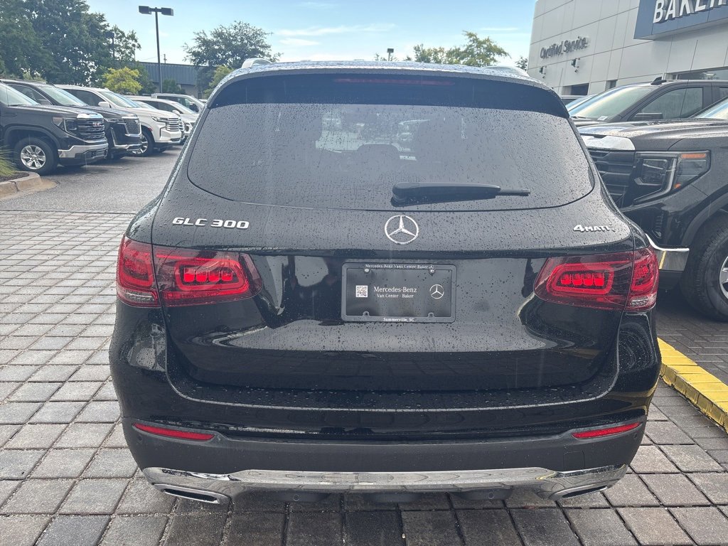 Used 2021 Mercedes-Benz GLC 300 4MATIC image 3