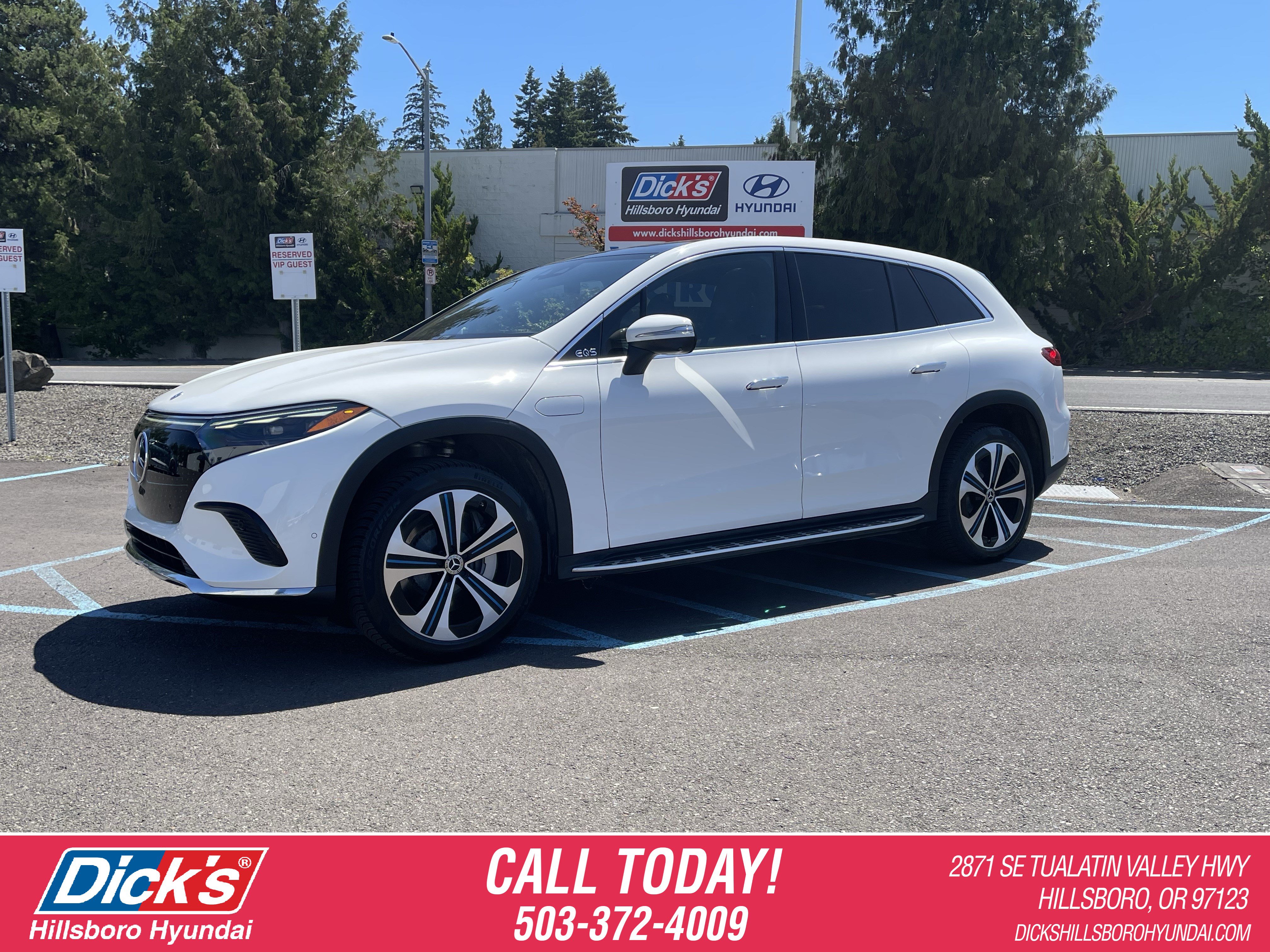 Used 2023 Mercedes-Benz EQS 450+ 4MATIC SUV image 1