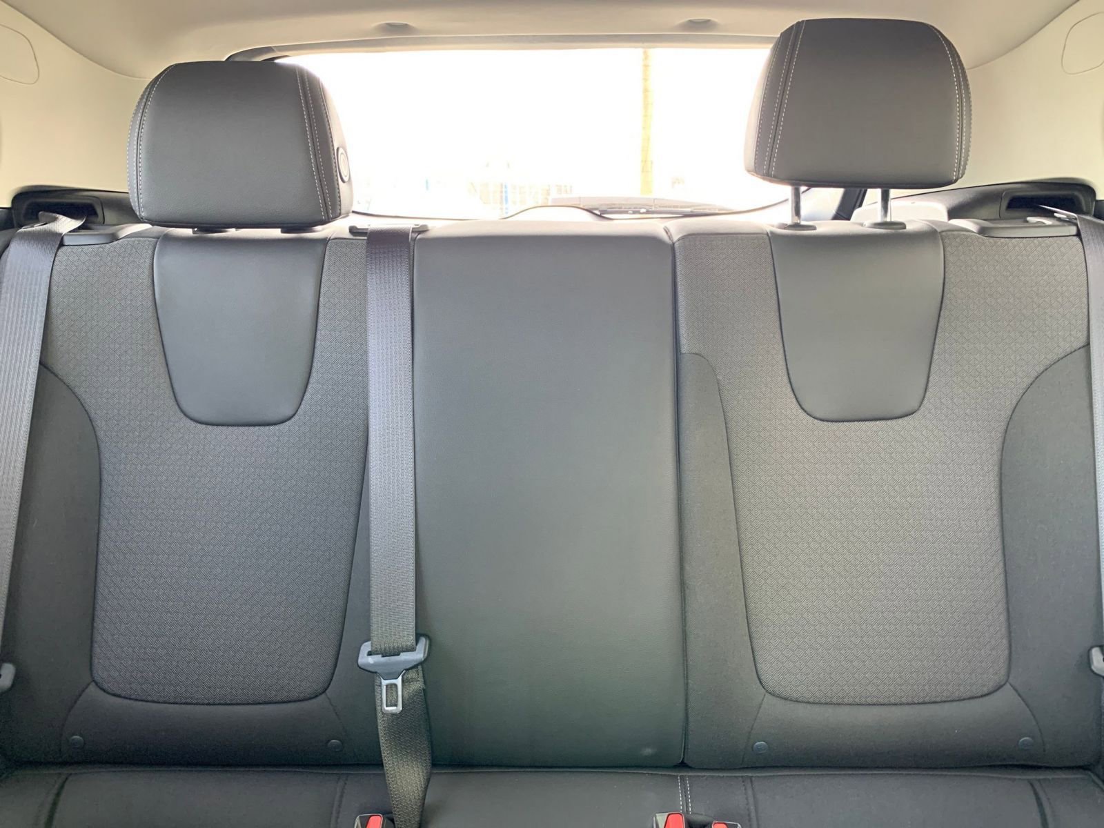 Used 2025 Buick Encore GX Preferred image 37