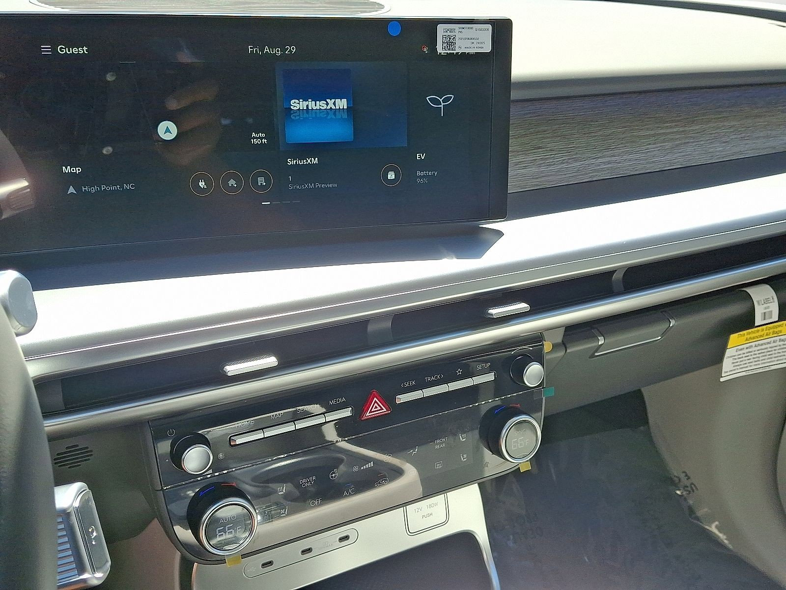 New 2026 Hyundai Ioniq 9 SEL image 8