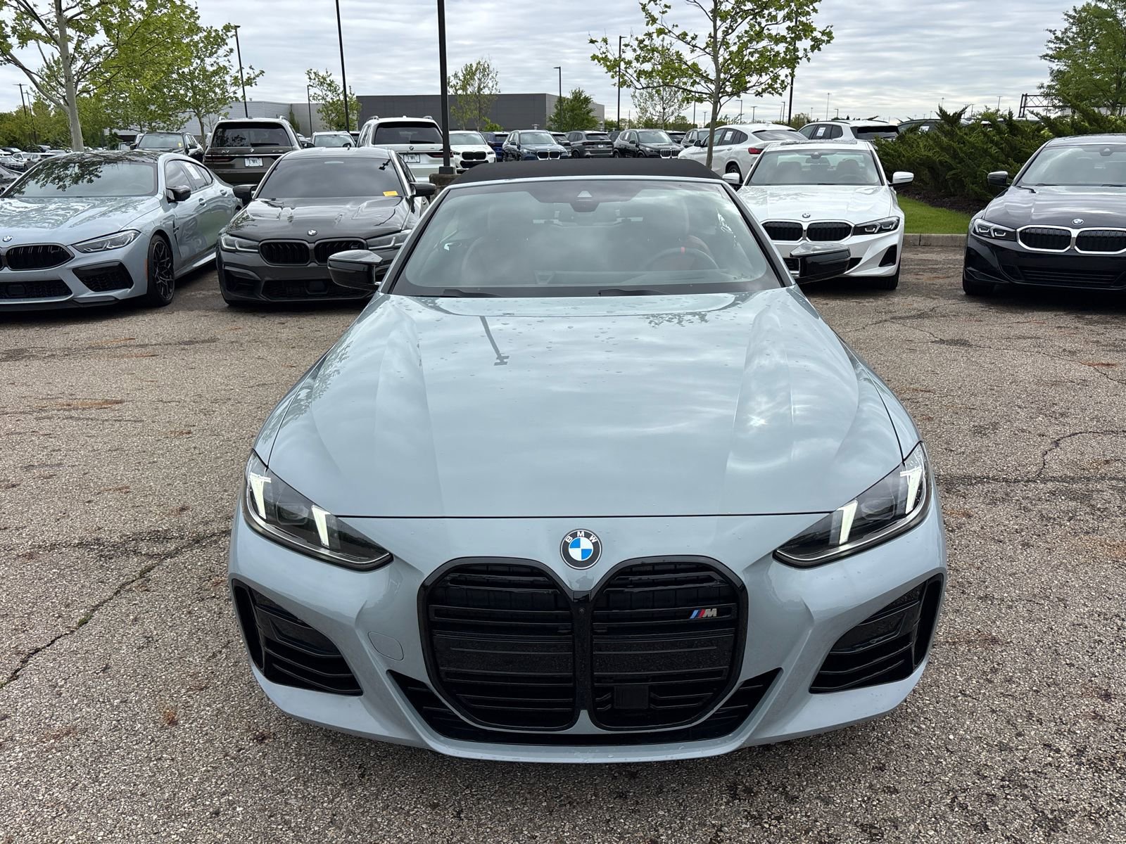 Used 2026 BMW M440i Convertible RWD image 2