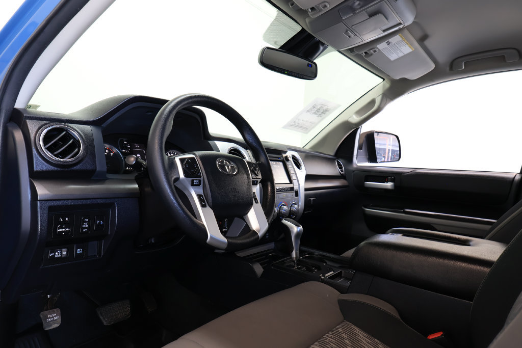 Used 2019 Toyota Tundra SR5 w/ Convenience Package AWD/4WD image 19