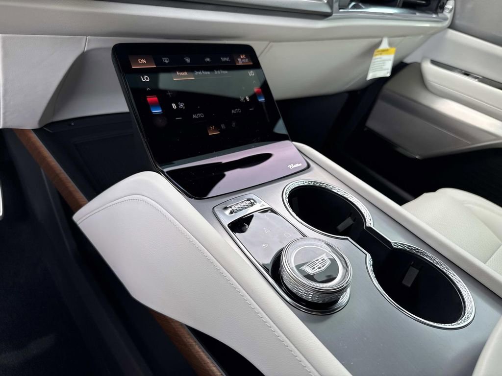 New 2026 Cadillac Vistiq Sport image 28