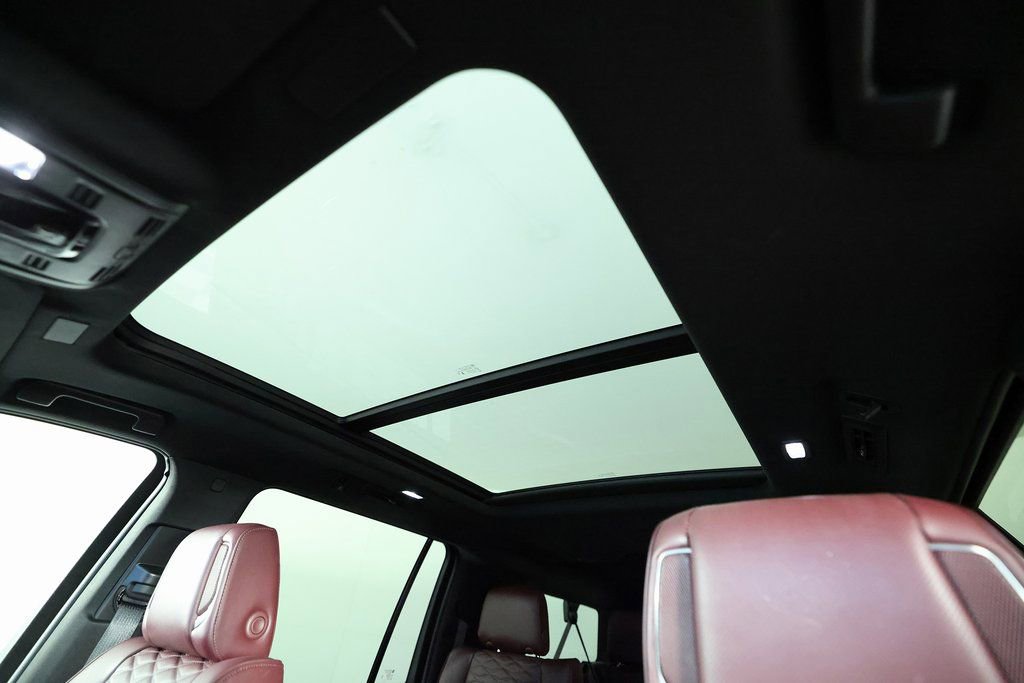 Used 2026 Cadillac Escalade ESV Sport w/ Touring Package image 41