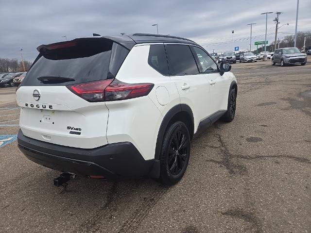 Certified 2023 Nissan Rogue SV w/ SV Premium B Package image 7