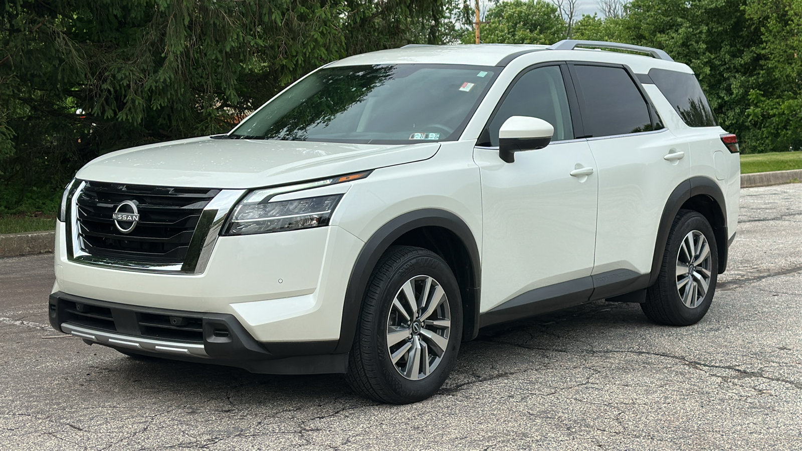 Used 2024 Nissan Pathfinder SL AWD/4WD video 2