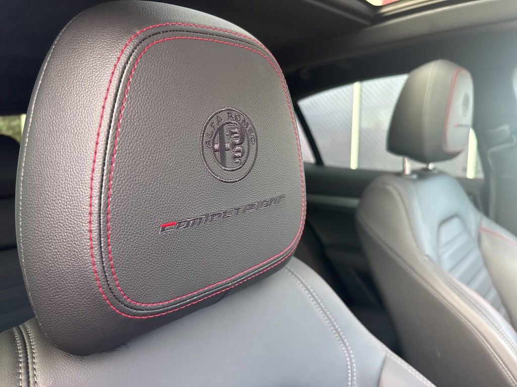 Used 2024 Alfa Romeo Stelvio AWD image 70