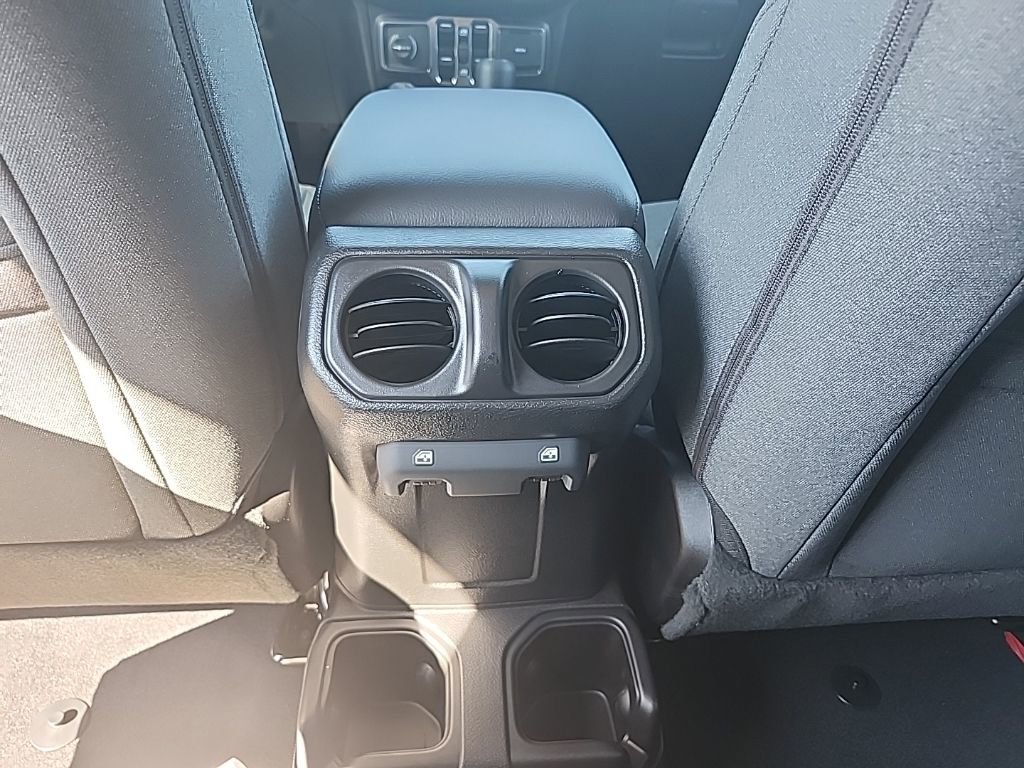 New 2025 Jeep Wrangler Sport S image 19