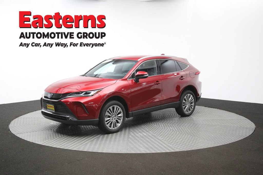 Used 2024 Toyota Venza LE AWD/4WD image 57