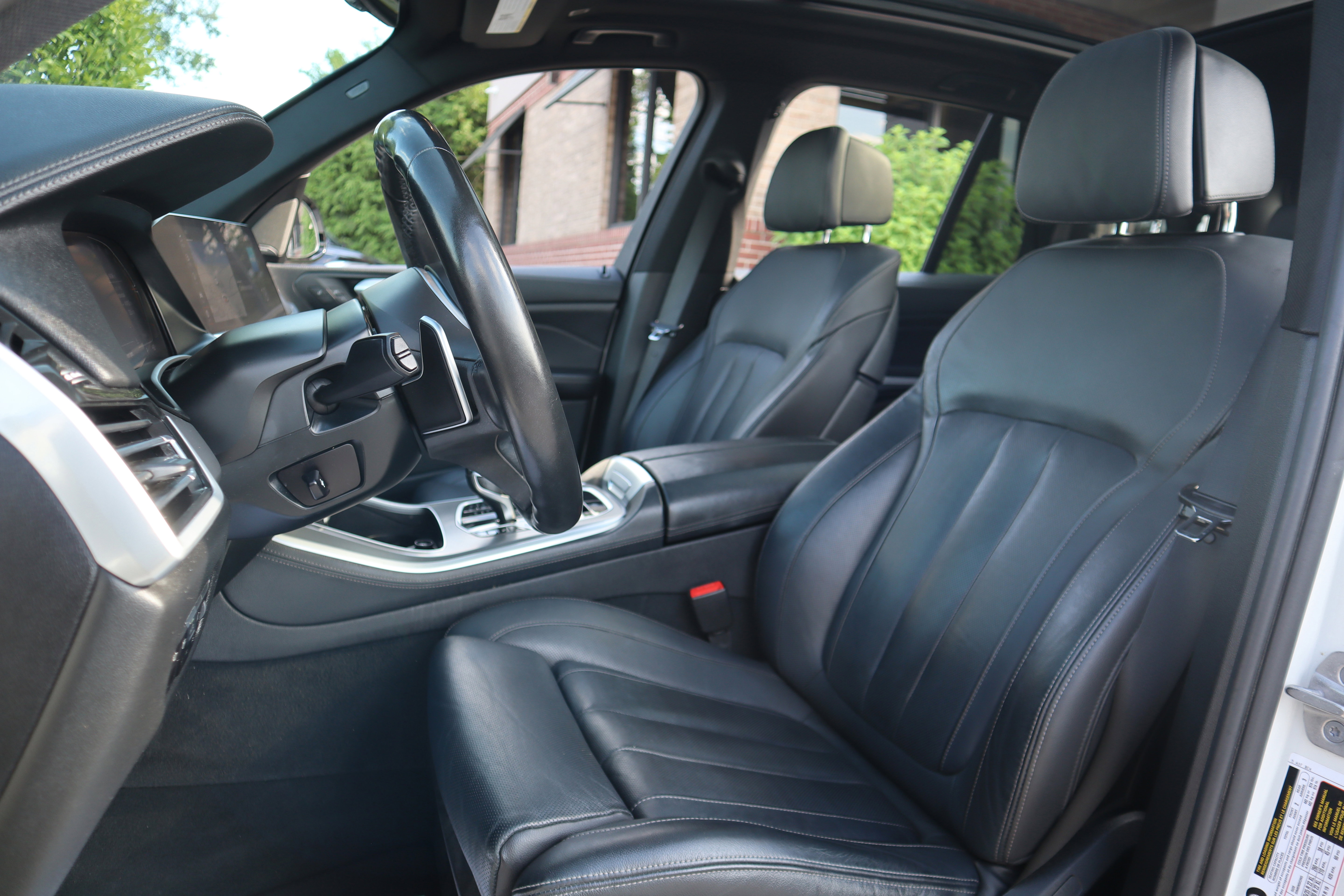 Used 2021 BMW X5 sDrive40i w/ M Sport Package RWD image 33