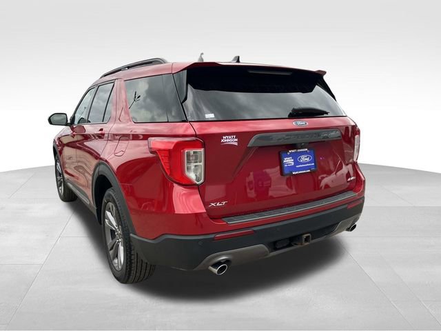 Certified 2022 Ford Explorer XLT w/ Equipment Group 202A AWD/4WD image 5