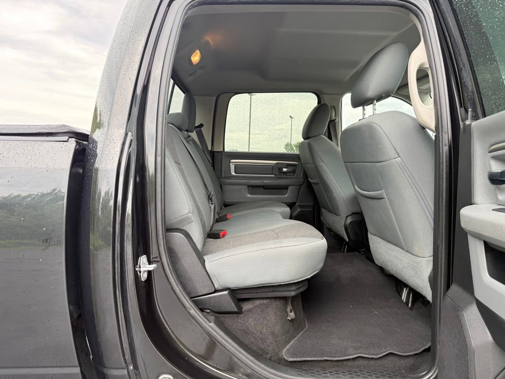 Used 2017 RAM 3500 Big Horn w/ Sport Appearance Group AWD/4WD image 12