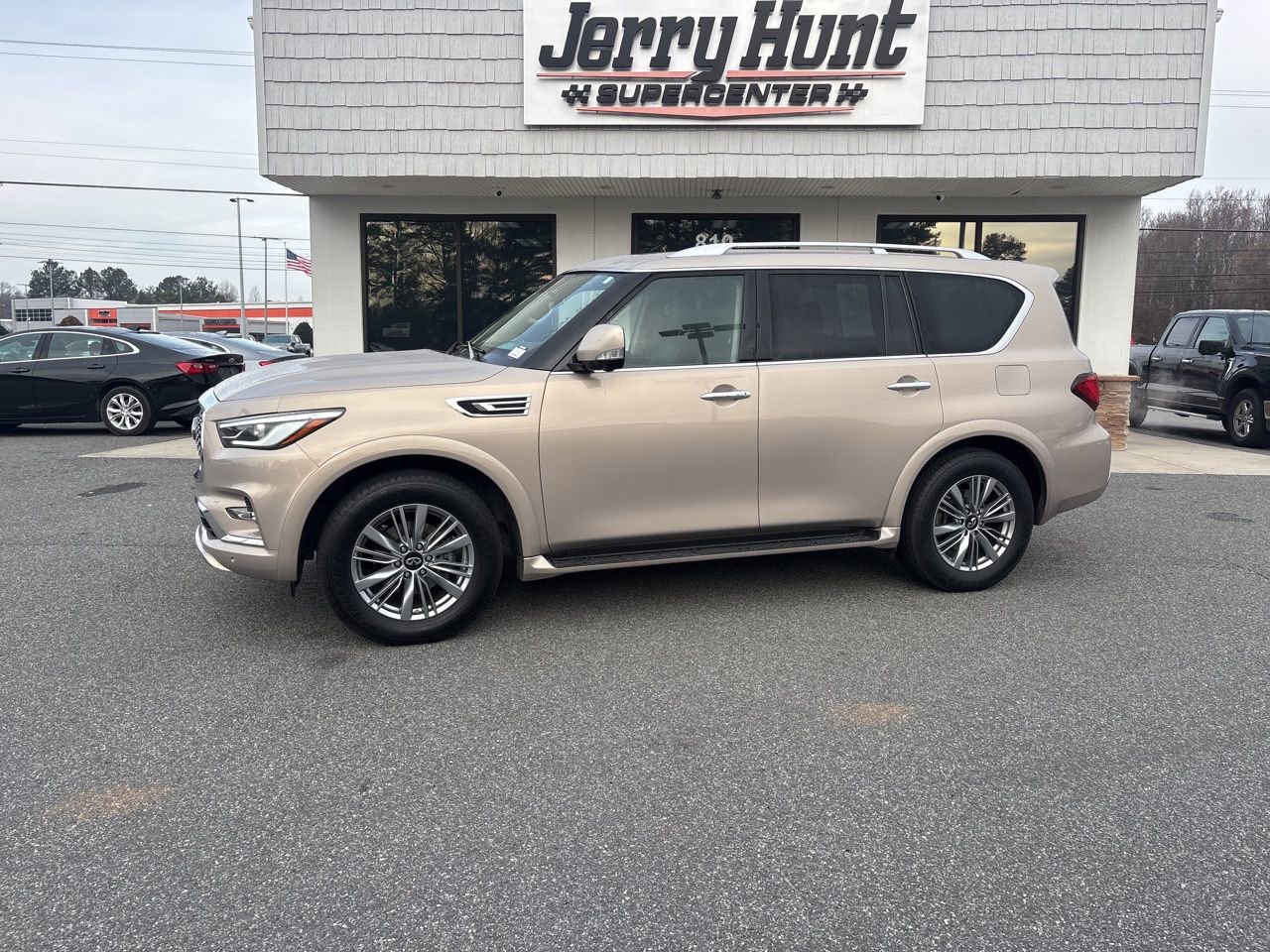 Used 2021 INFINITI QX80 Luxe