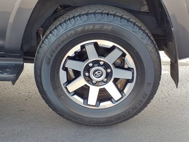 Certified 2022 Toyota 4Runner TRD Off-Road Premium w/ Moonroof Package AWD/4WD image 7