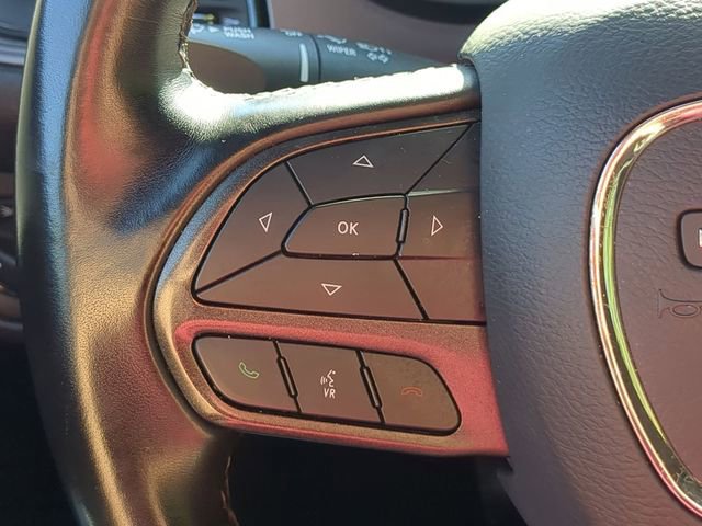 Used 2023 Dodge Challenger SXT image 21