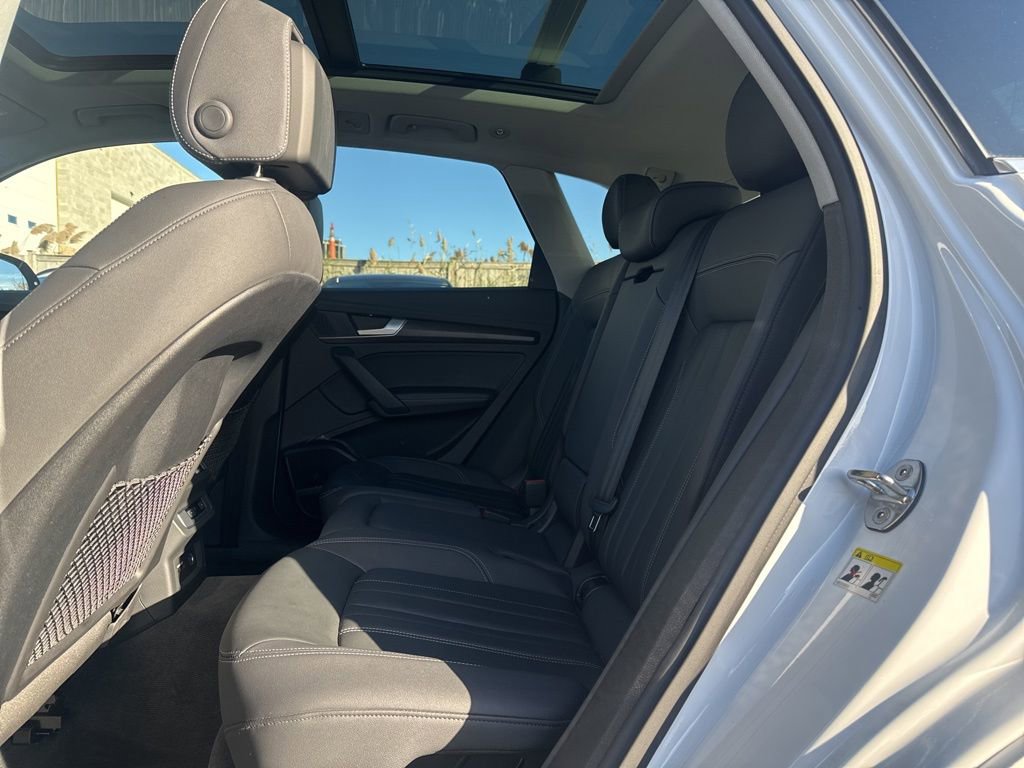 Used 2022 Audi Q5 2.0T Premium Plus w/ Premium Plus Package image 17