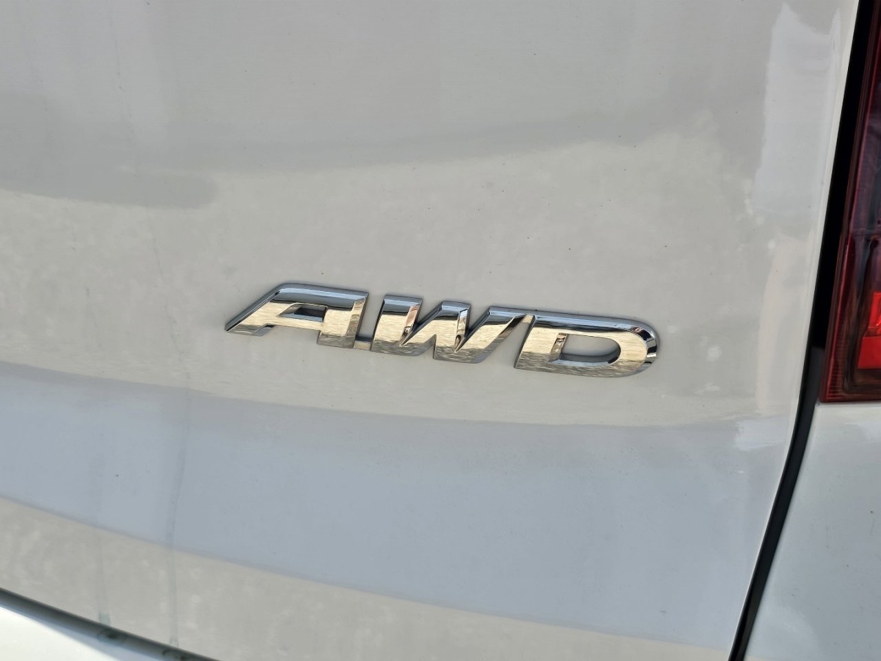 Used 2023 Honda Passport EX-L image 10