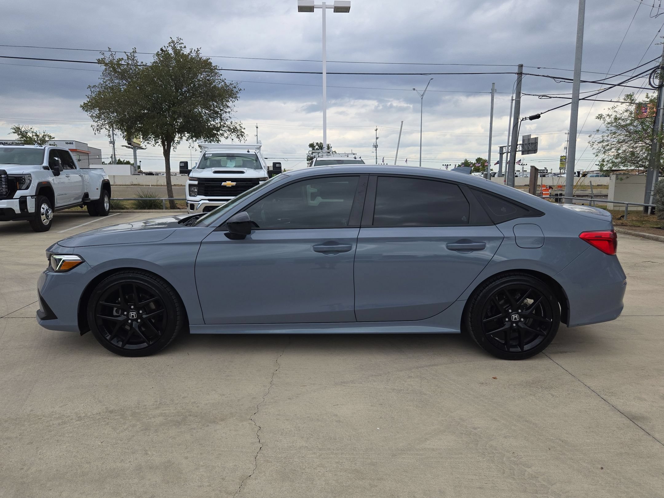 Used 2024 Honda Civic Sport image 6