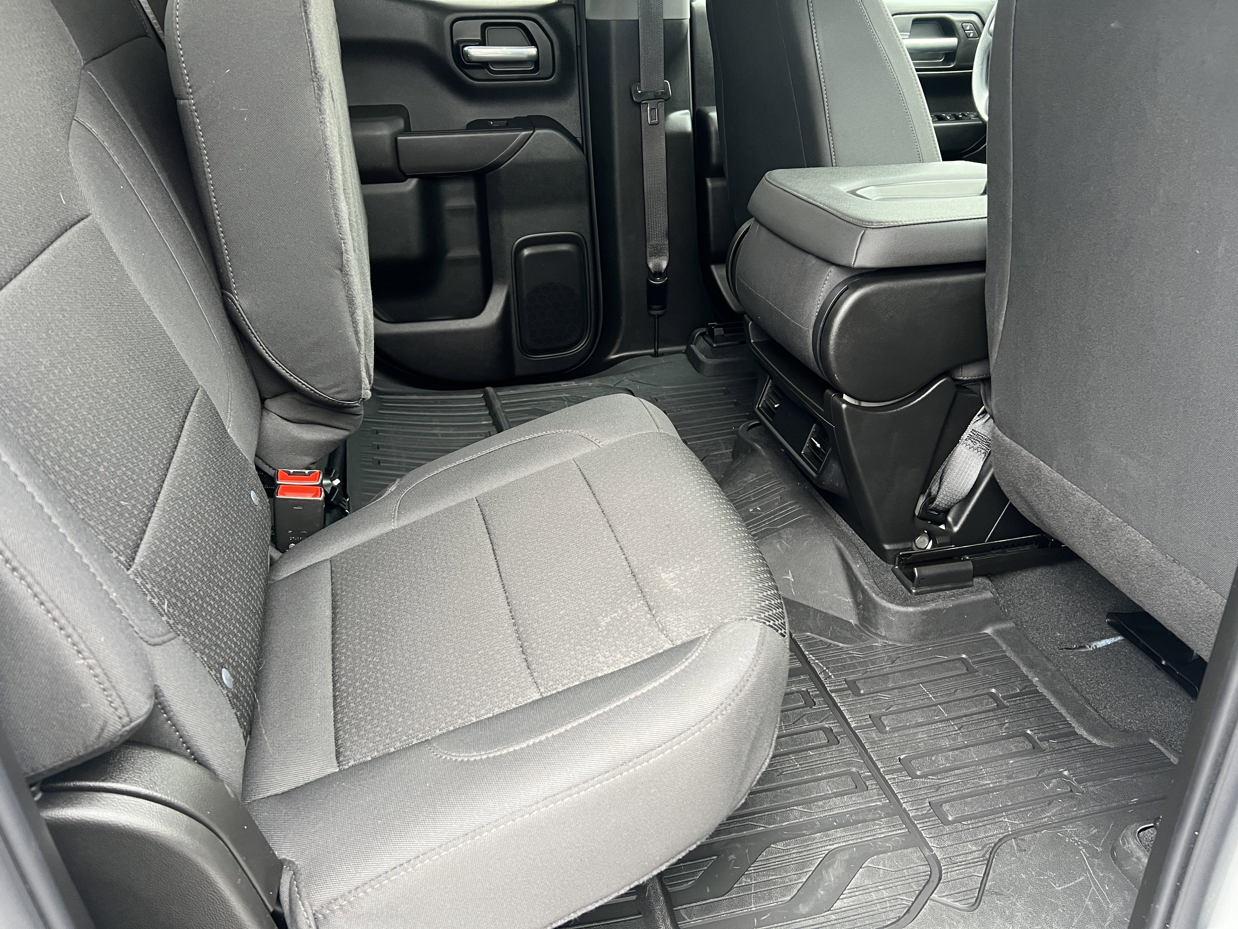 Certified 2025 GMC Sierra 1500 Pro w/ Graphite Edition image 18