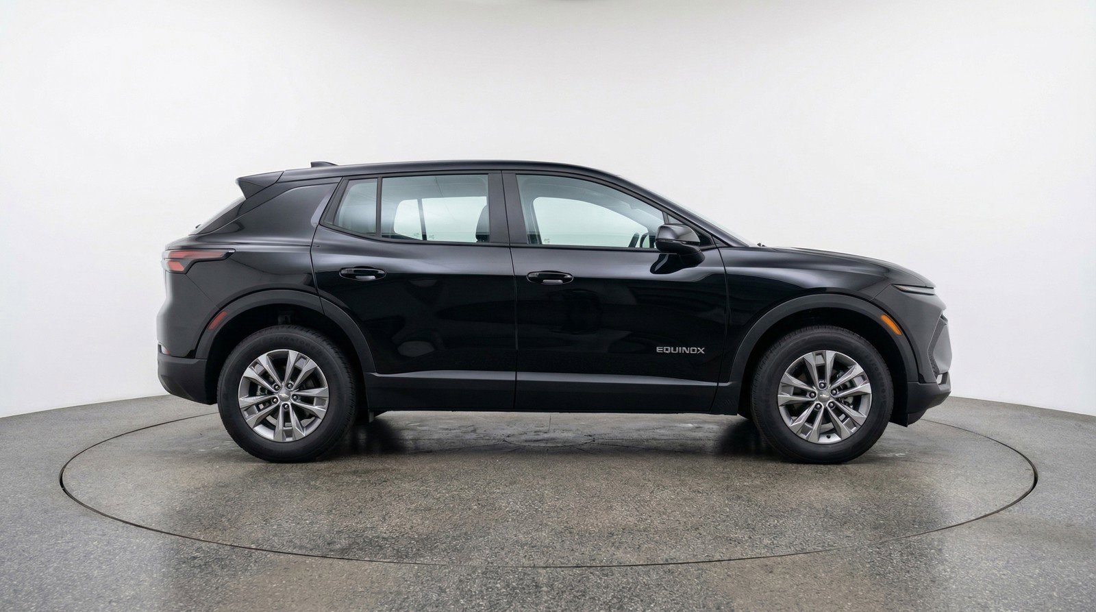 Used 2025 Chevrolet Equinox LT FWD image 11