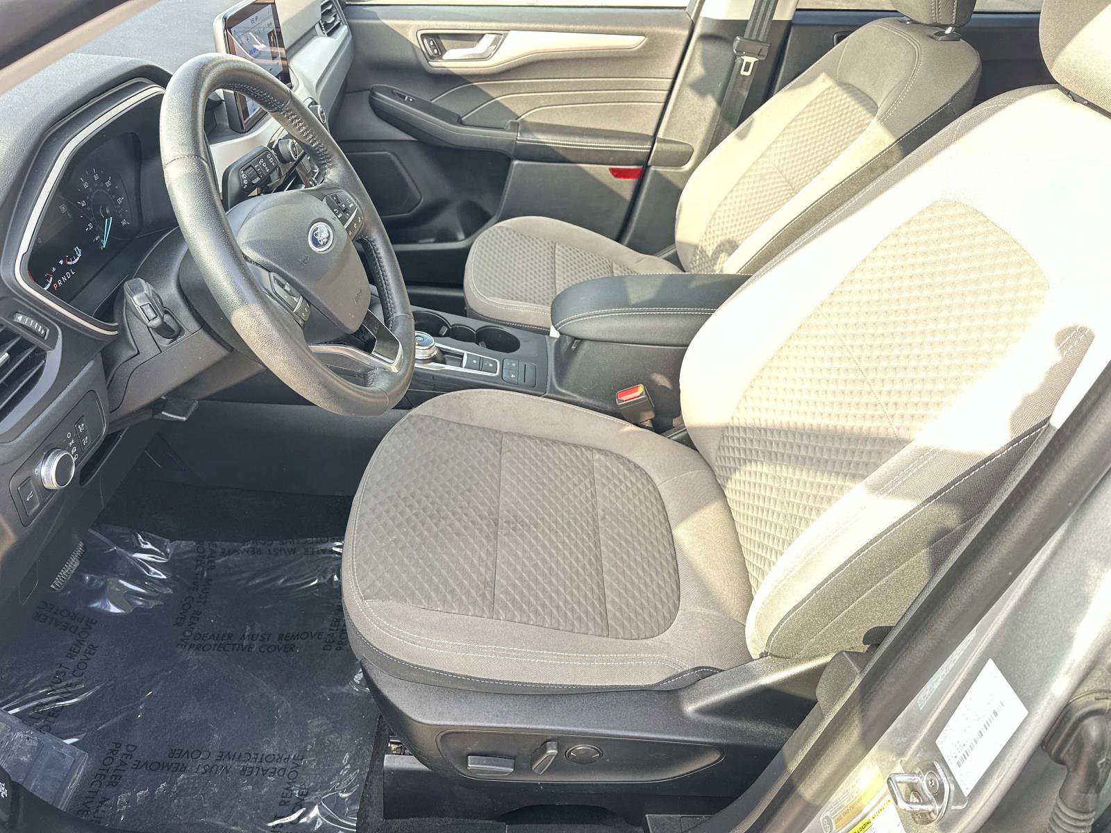 Used 2021 Ford Escape SE w/ Convenience Package image 18