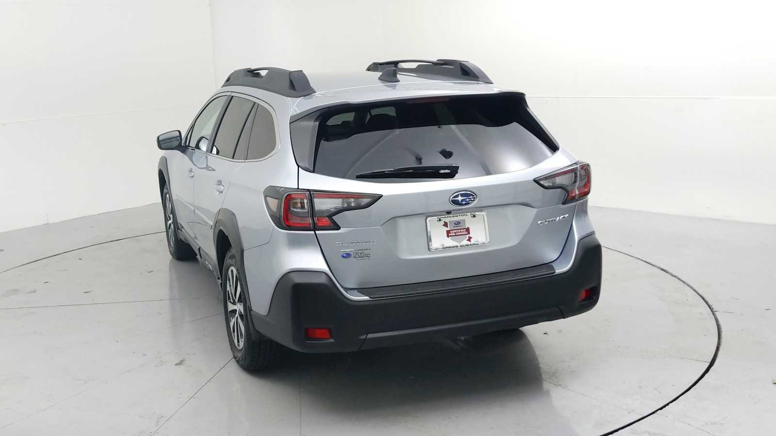 Certified 2025 Subaru Outback Premium image 8