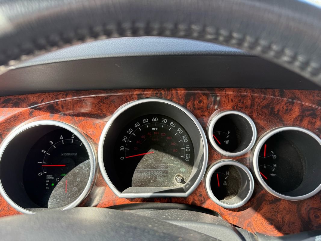 Used 2008 Toyota Sequoia Limited image 32