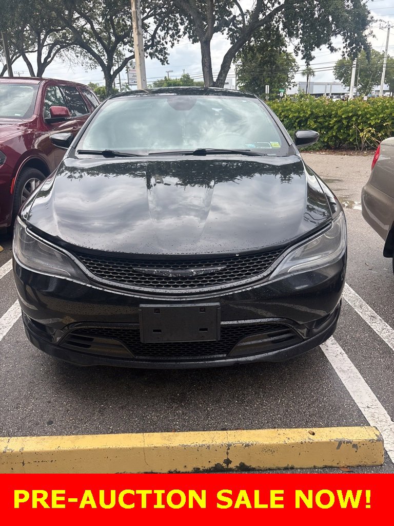 Used 2015 Chrysler 200 S w/ Comfort Group