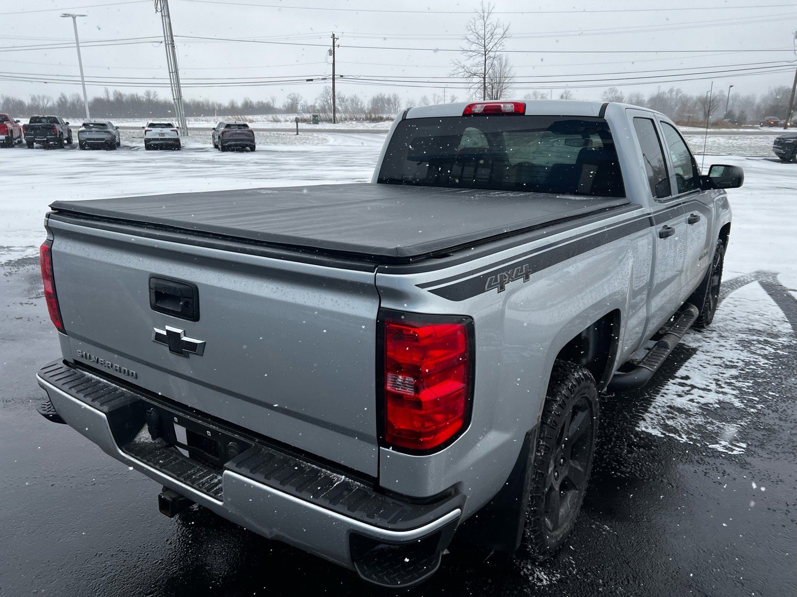 Used 2017 Chevrolet Silverado 1500 Custom image 4