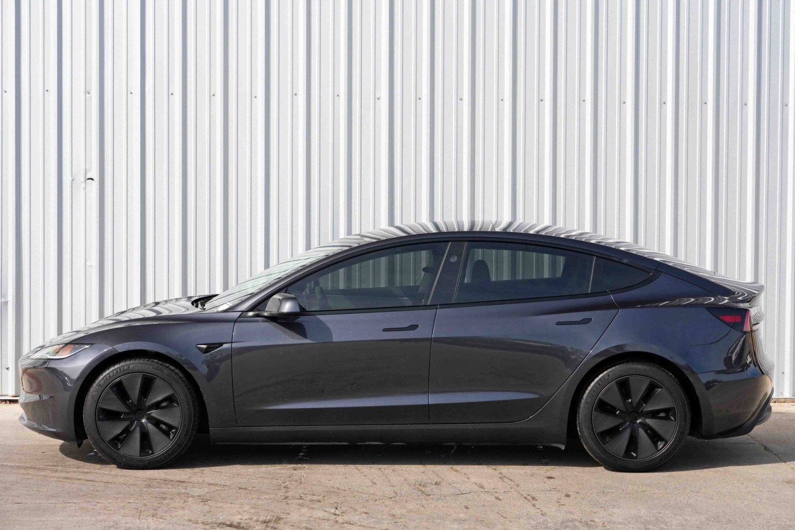 Used 2025 Tesla Model 3 Long Range image 53