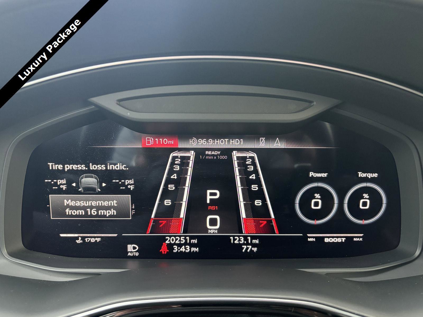 Used 2021 Audi RS Q8 w/ Carbon Optic Package image 7