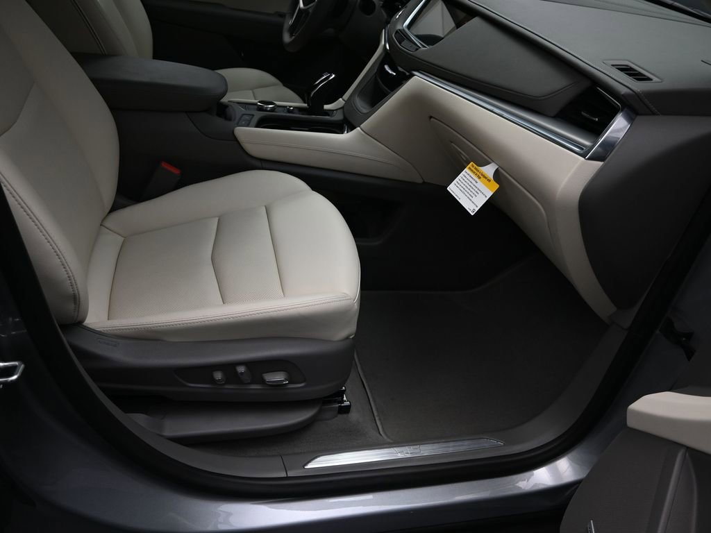 New 2026 Cadillac XT5 Premium Luxury w/ Driver Assist Package FWD image 22