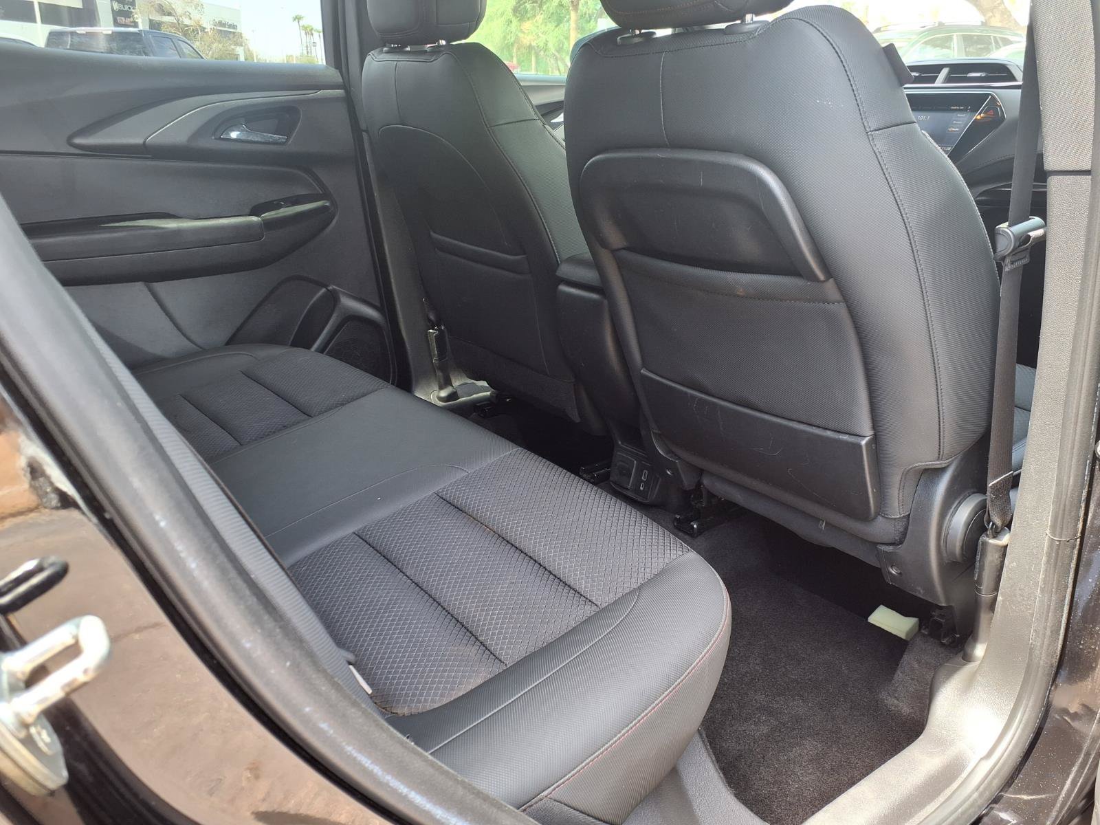 Used 2021 Chevrolet TrailBlazer RS w/ Sun and Liftgate Package FWD image 12