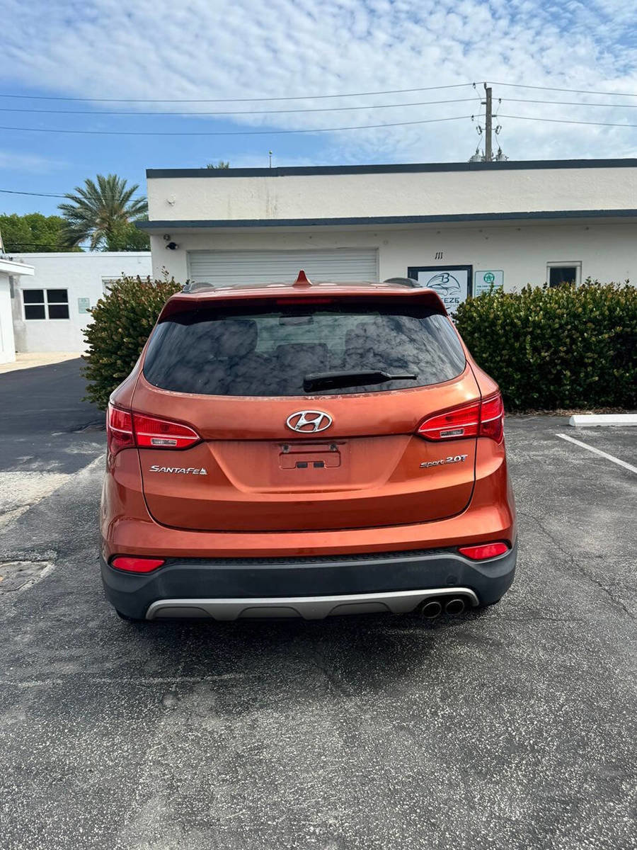 Used 2013 Hyundai Santa Fe Sport 2.0T FWD image 3