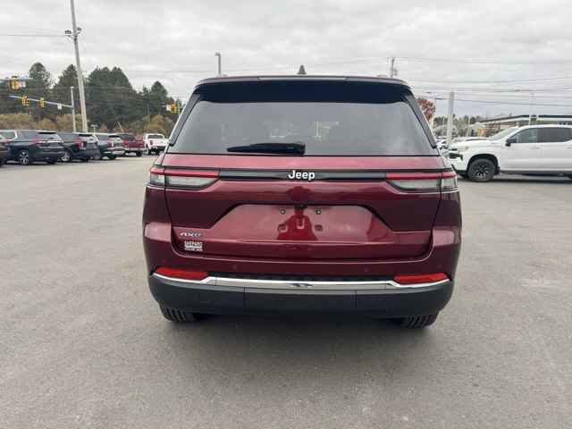 Used 2024 Jeep Grand Cherokee Limited 4xe image 5