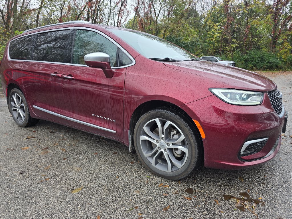Used 2021 Chrysler Pacifica Pinnacle AWD/4WD image 10