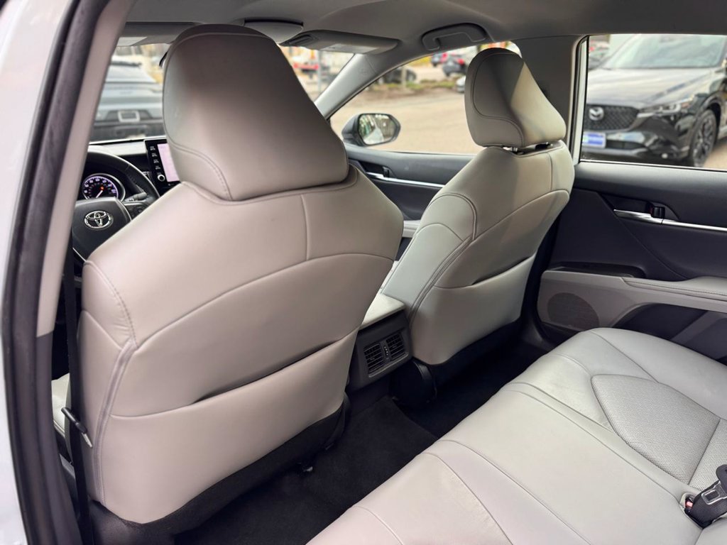 Used 2023 Toyota Camry XLE FWD image 21