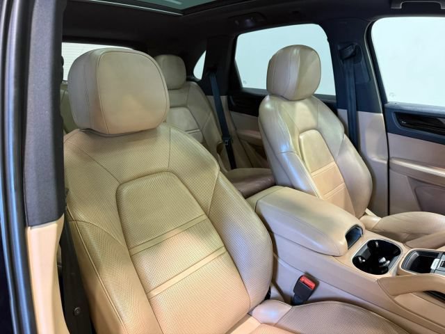 Used 2019 Porsche Cayenne AWD/4WD image 27