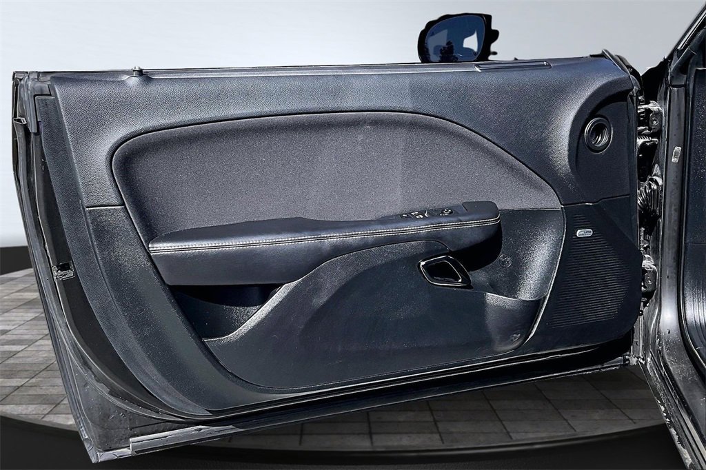 Used 2019 Dodge Challenger SRT Hellcat Redeye image 3