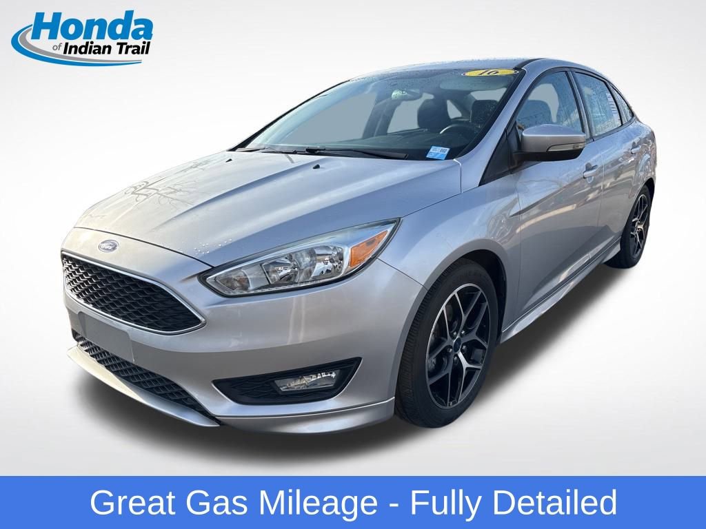 Used 2016 Ford Focus SE w/ SE Sport Package