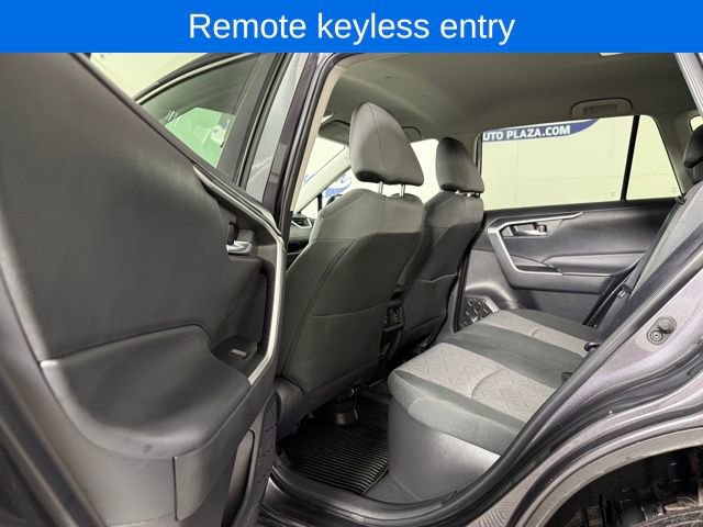 Used 2024 Toyota RAV4 XLE AWD/4WD image 11