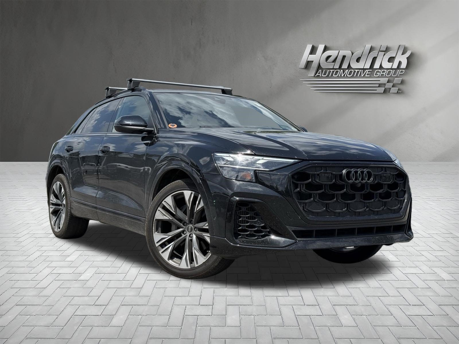 Used 2024 Audi Q8 Premium Plus AWD/4WD image 2