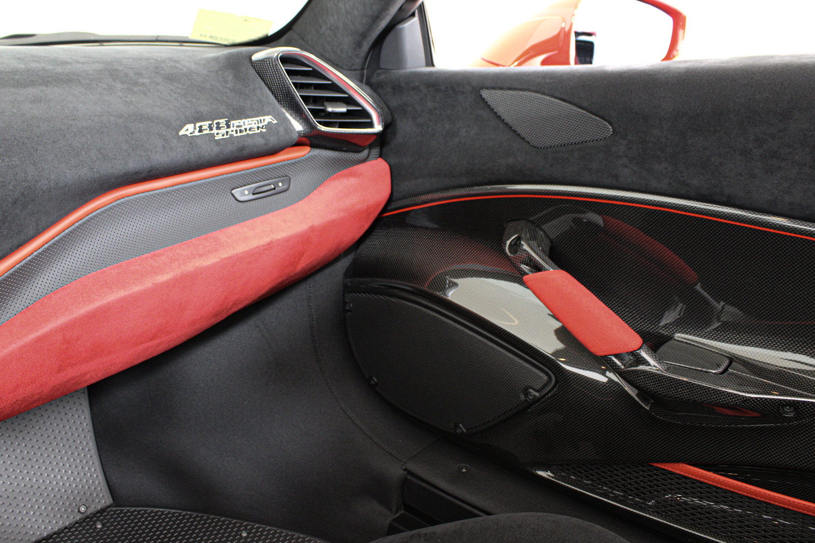 Certified 2019 Ferrari 488 Pista Spider RWD image 46