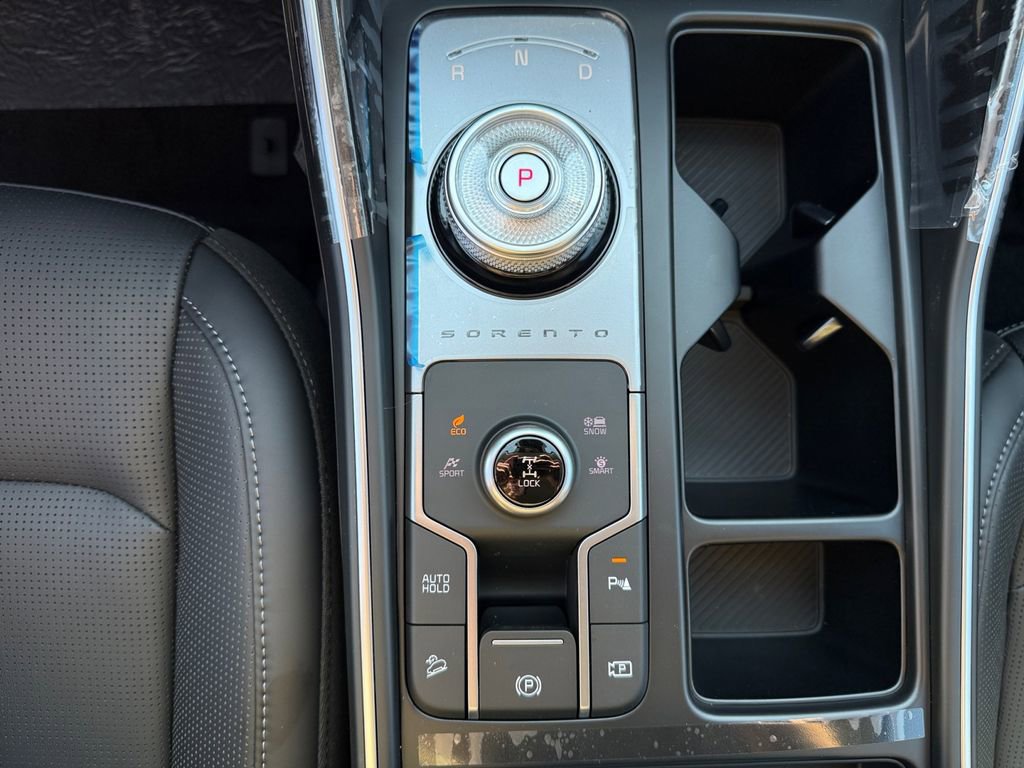 New 2025 Kia Sorento EX image 18