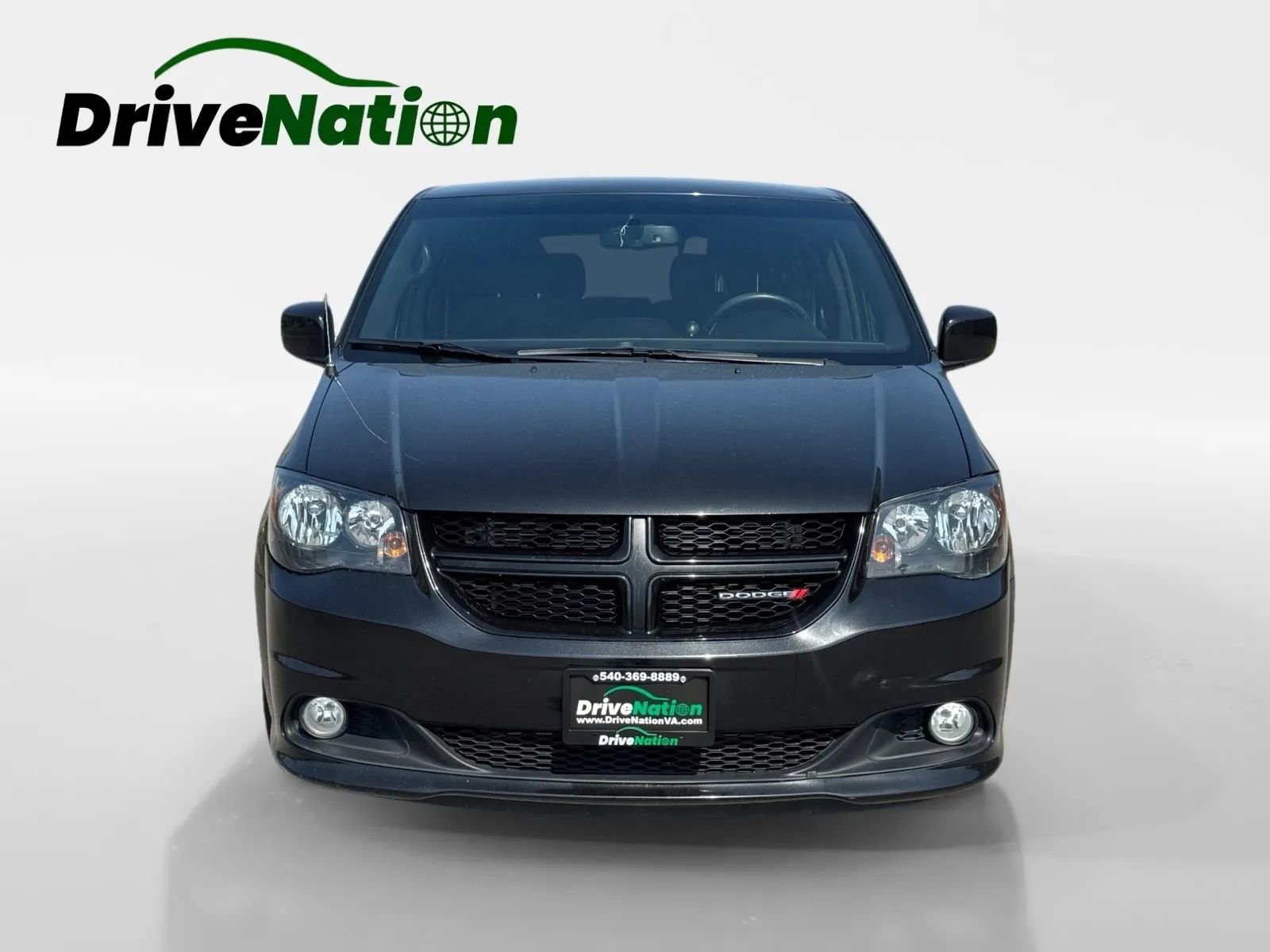 Used 2015 Dodge Grand Caravan SXT w/ Blacktop Package image 2