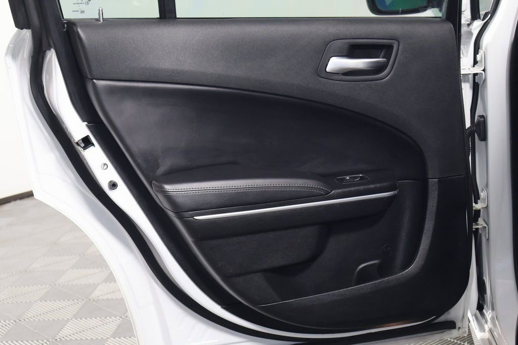 Used 2022 Dodge Charger SXT w/ Leather Interior Group image 13